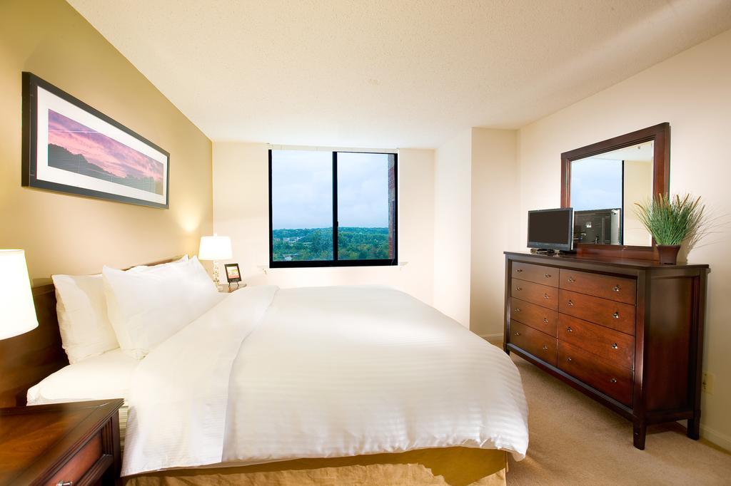 Oakwood At Residences At Rio 게이더스버그 객실 사진